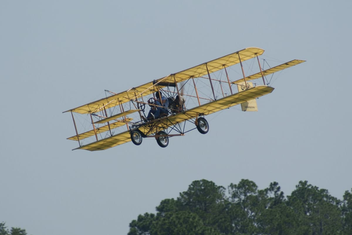 - Aircraft