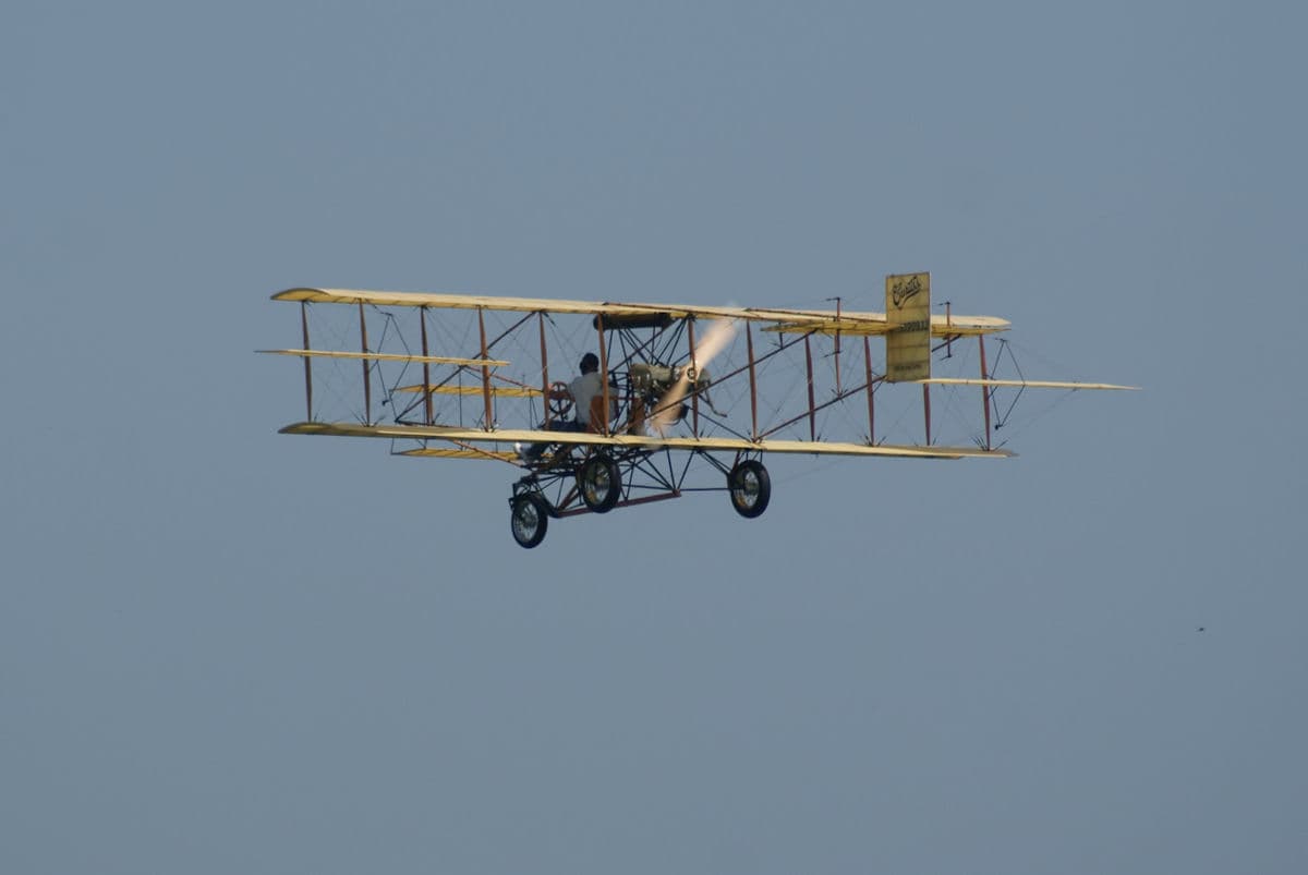 - Aircraft