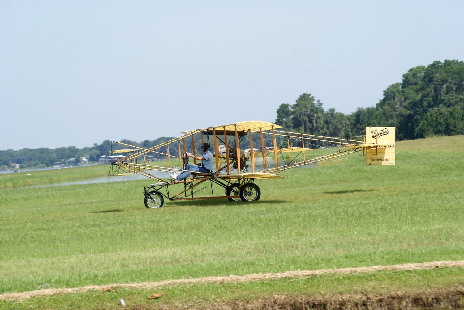 - Aircraft