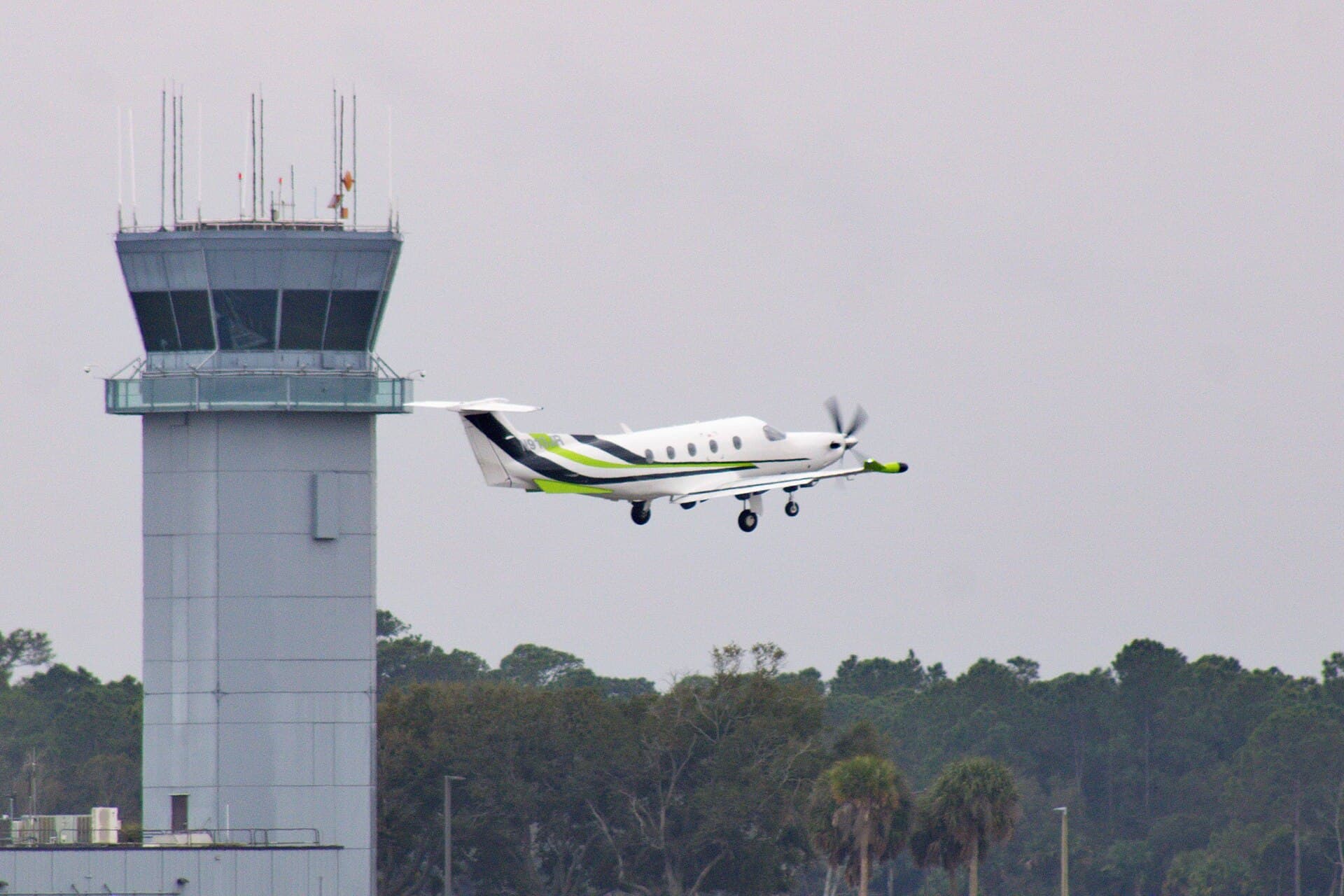 N913JR - Pilatus