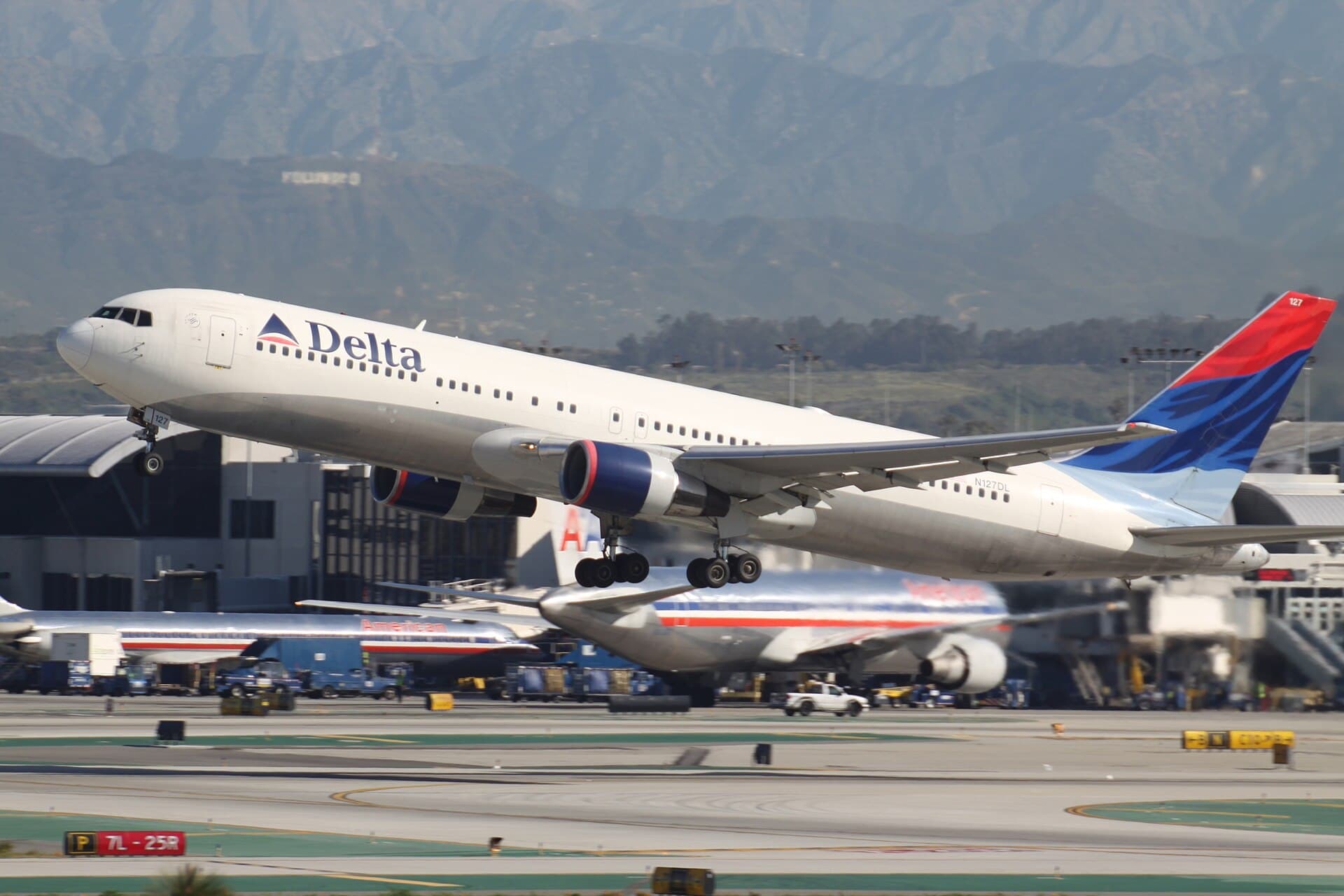 N127DL - Boeing