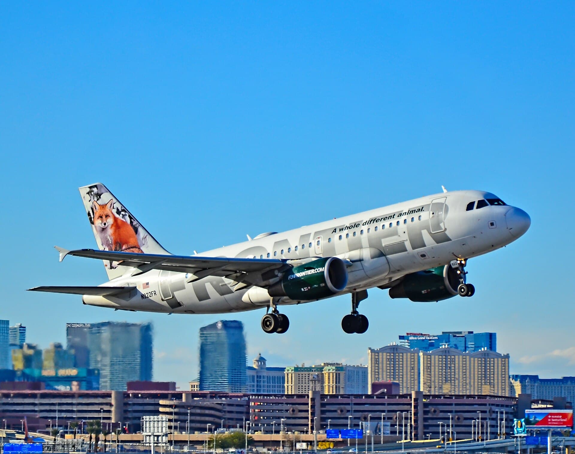 N922FR - Airbus