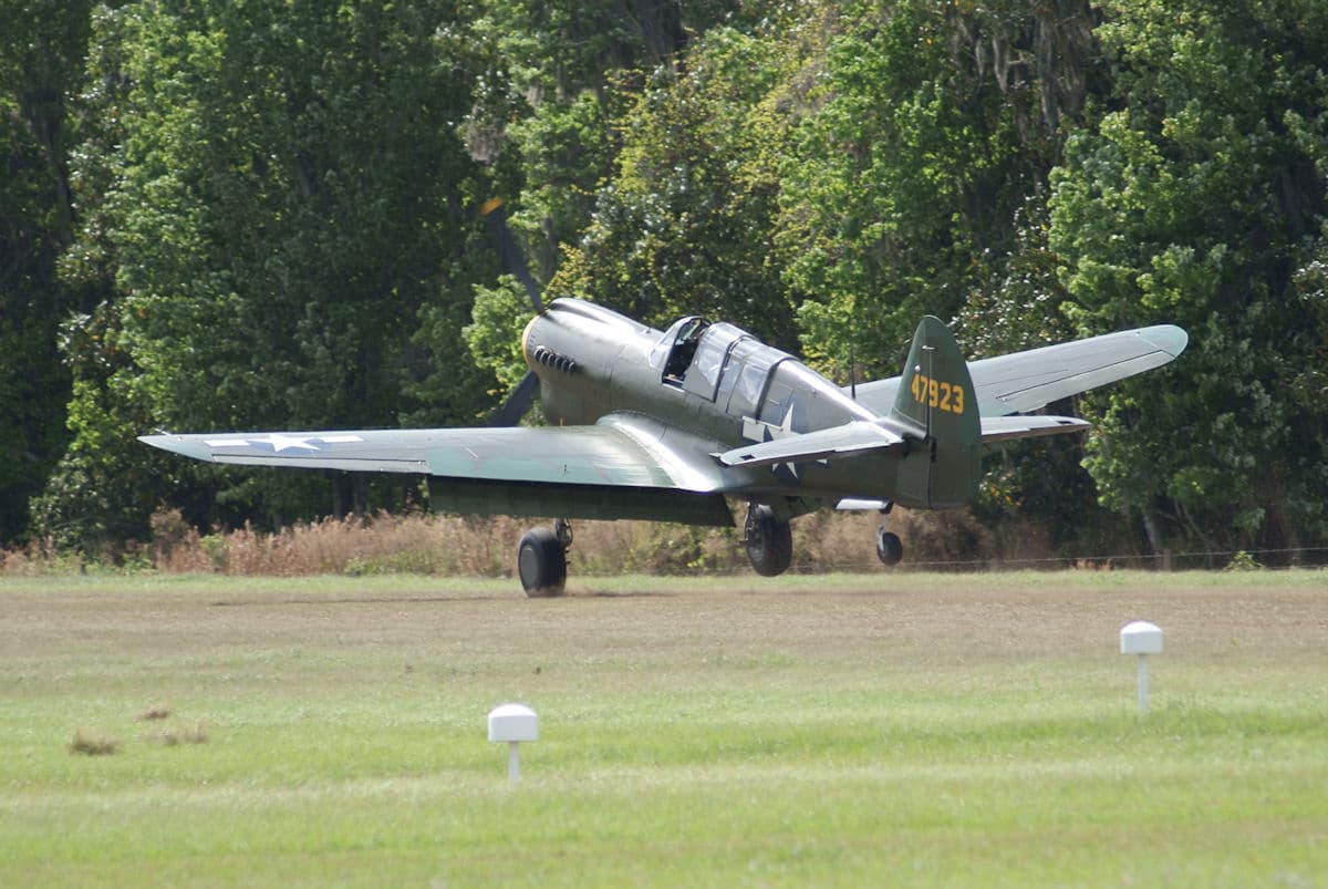 - Single-engine aircraft