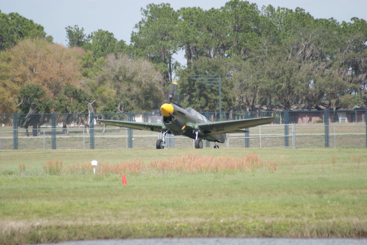- Single-engine aircraft