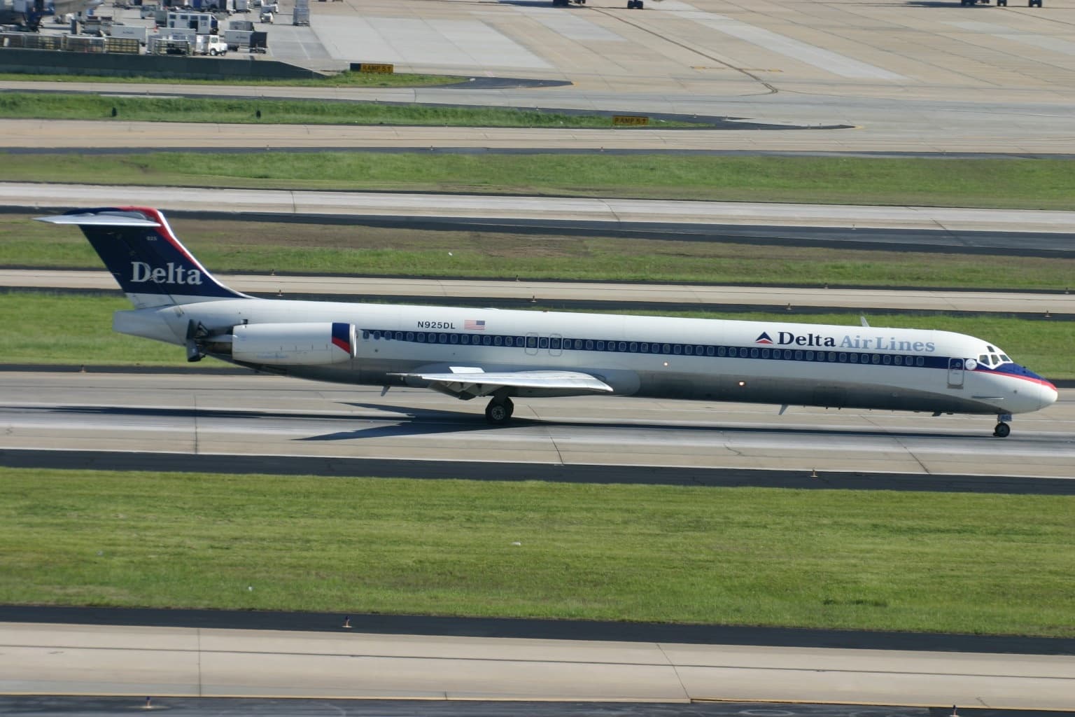N925DL - Douglas