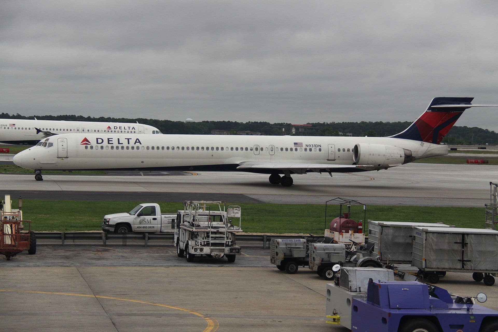N931DN - Douglas