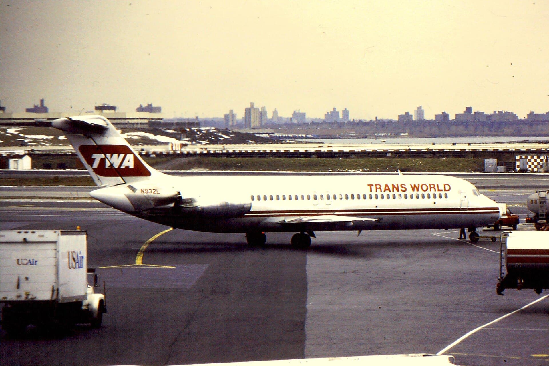 N932L - Aircraft