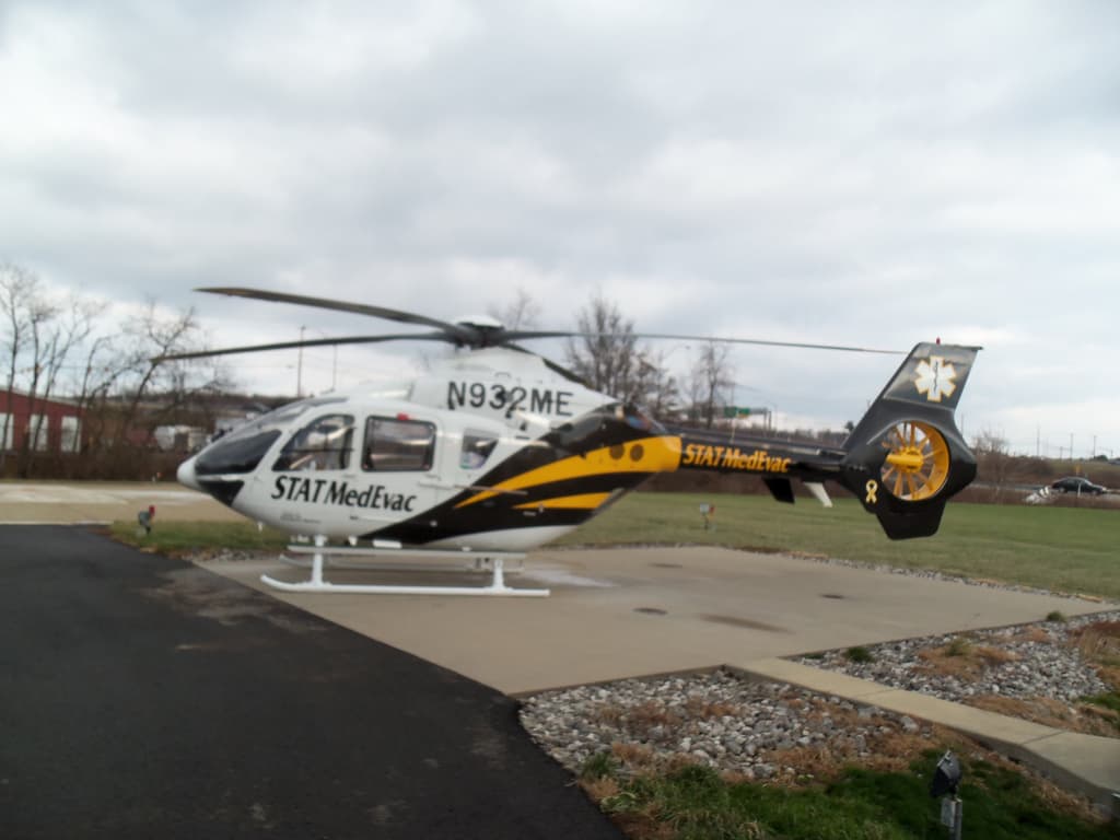 N932ME - Helicopter