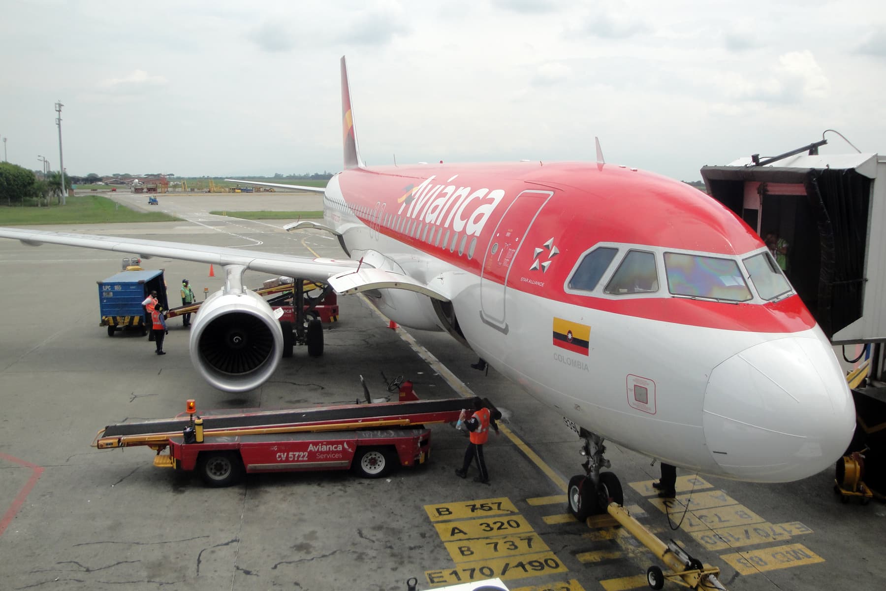 N939AV - Airbus