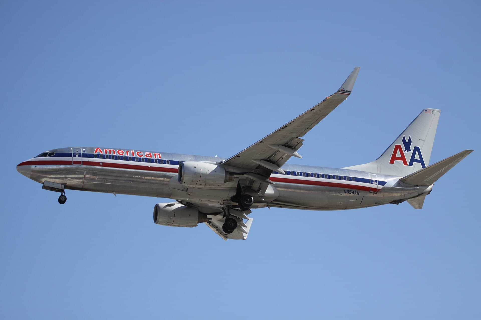 N954AN - Twin-engine aircraft