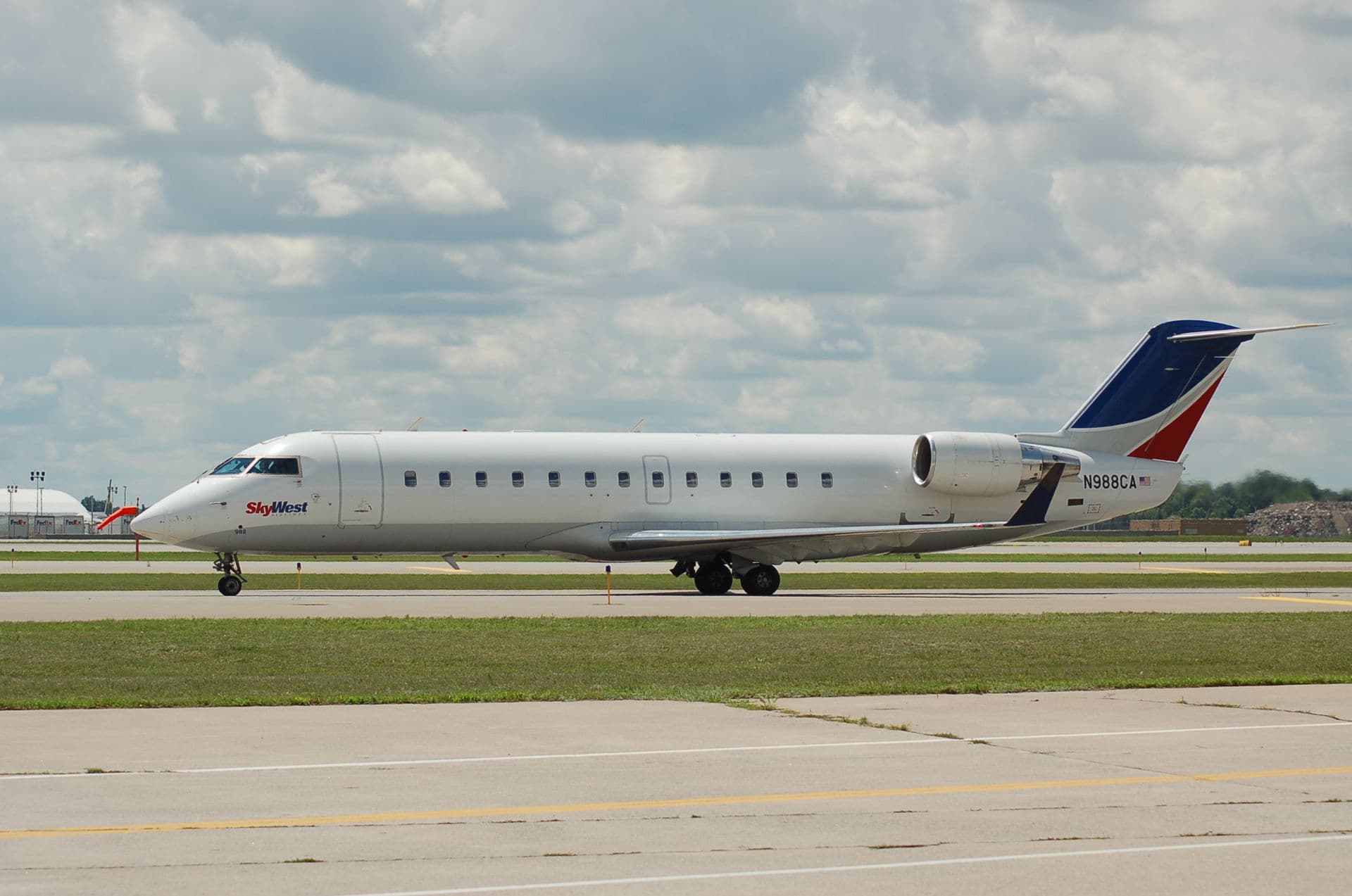 N988CA - Aircraft