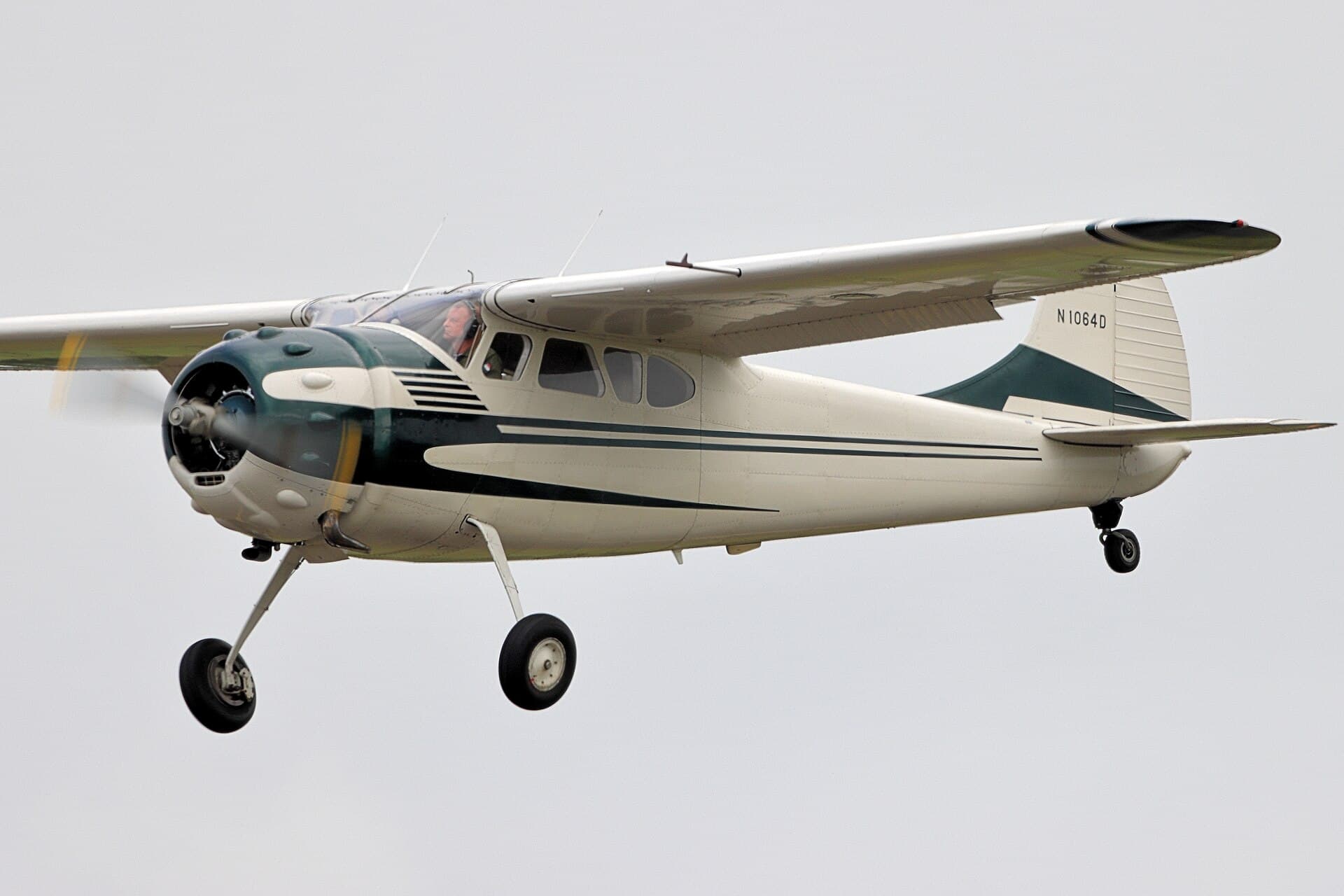 N1064D - Single-engine aircraft