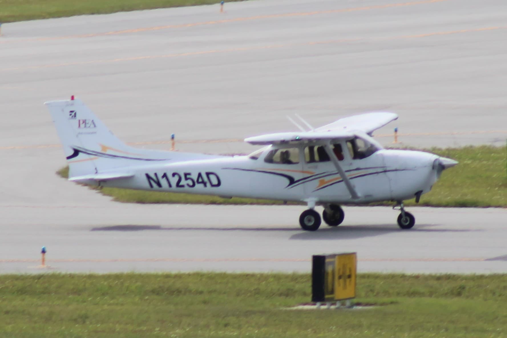 N1254D - Single-engine aircraft