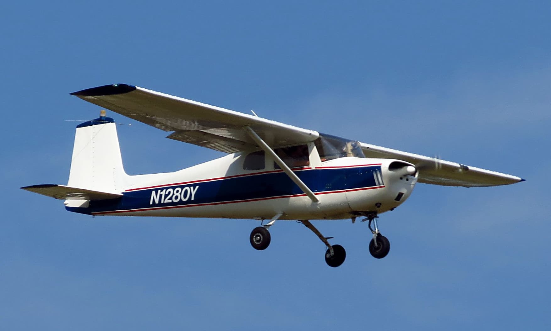 N1280Y - Single-engine aircraft