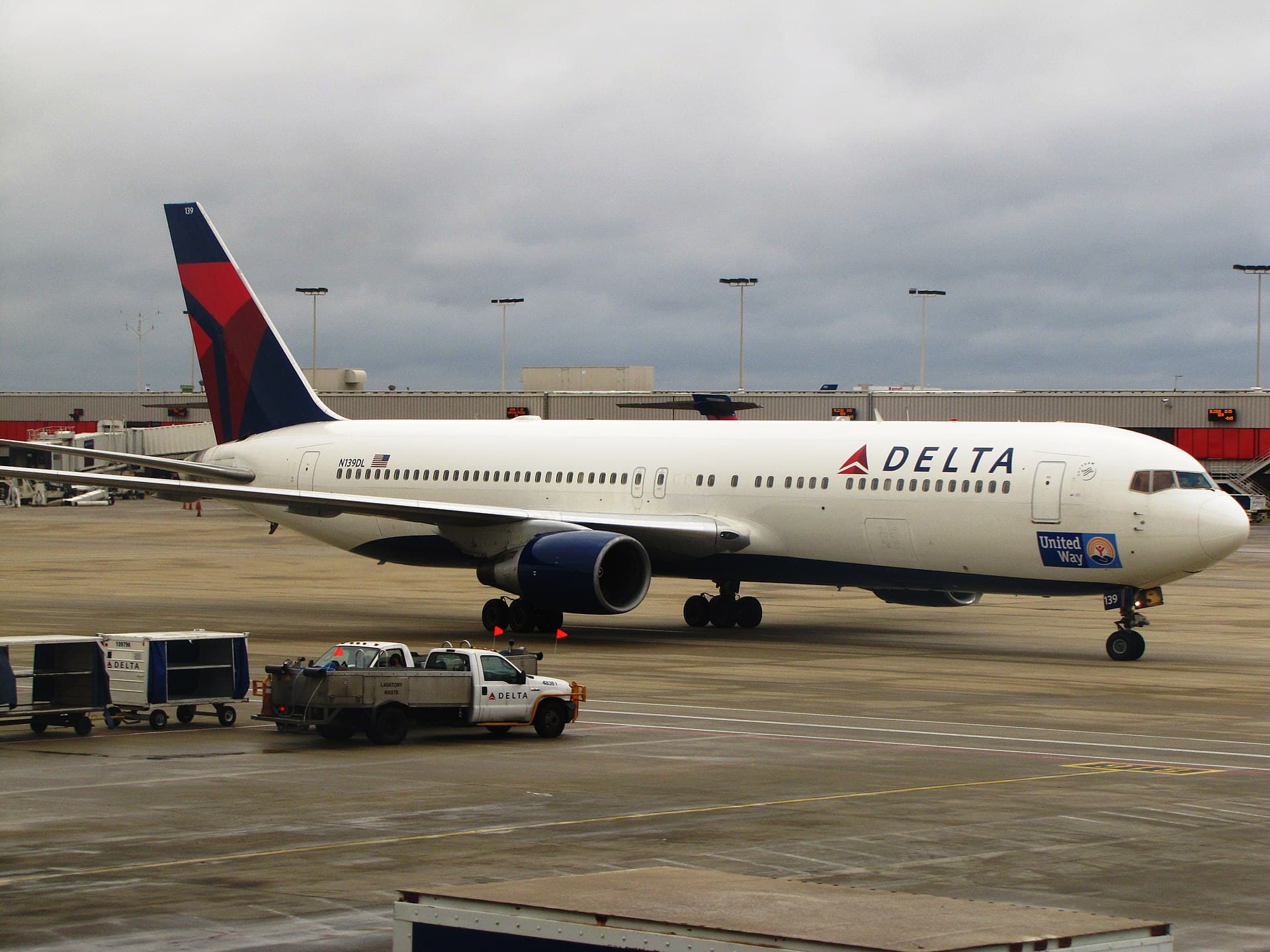 N139DL - Boeing