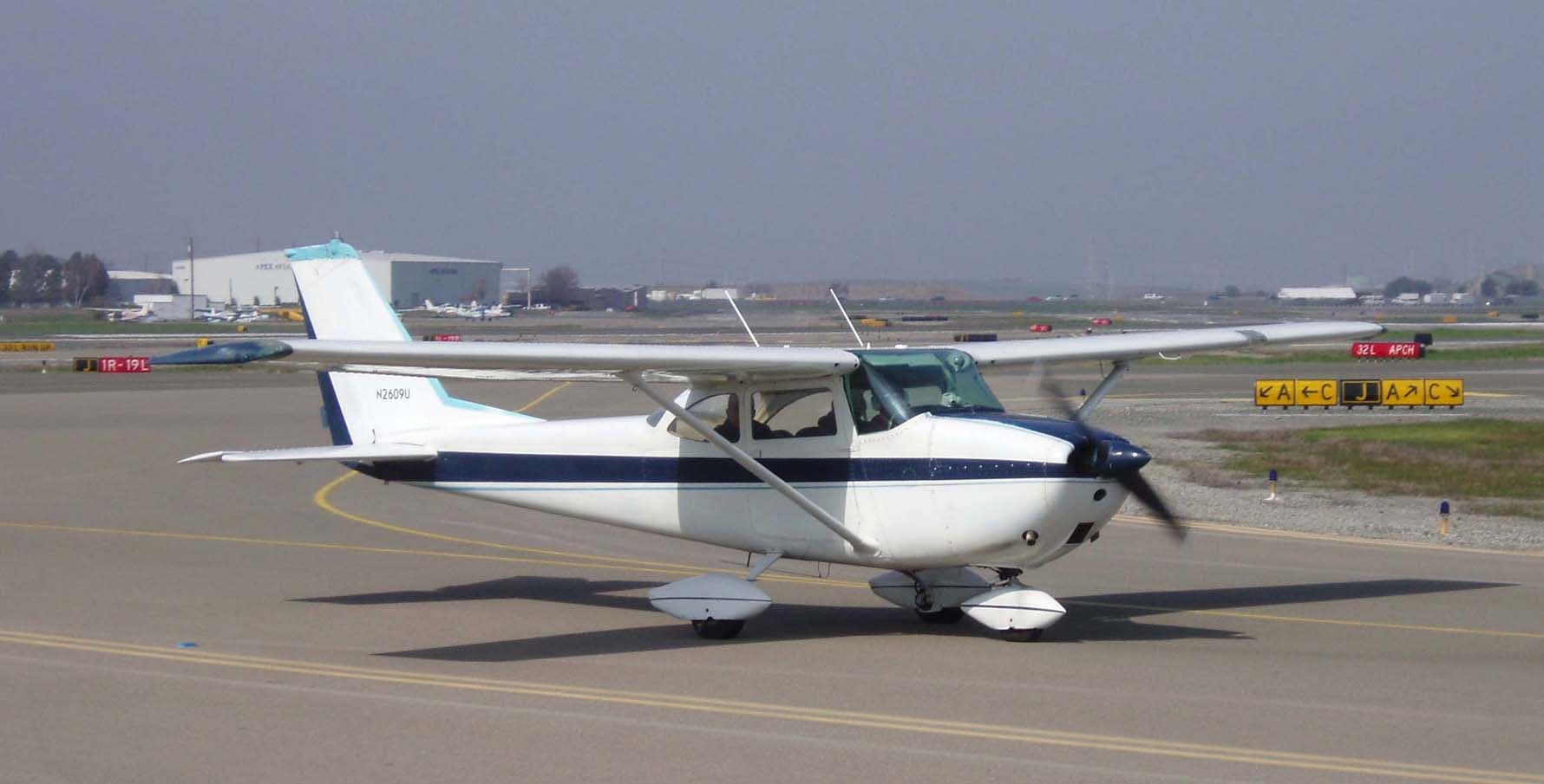 N2609U - Single-engine aircraft