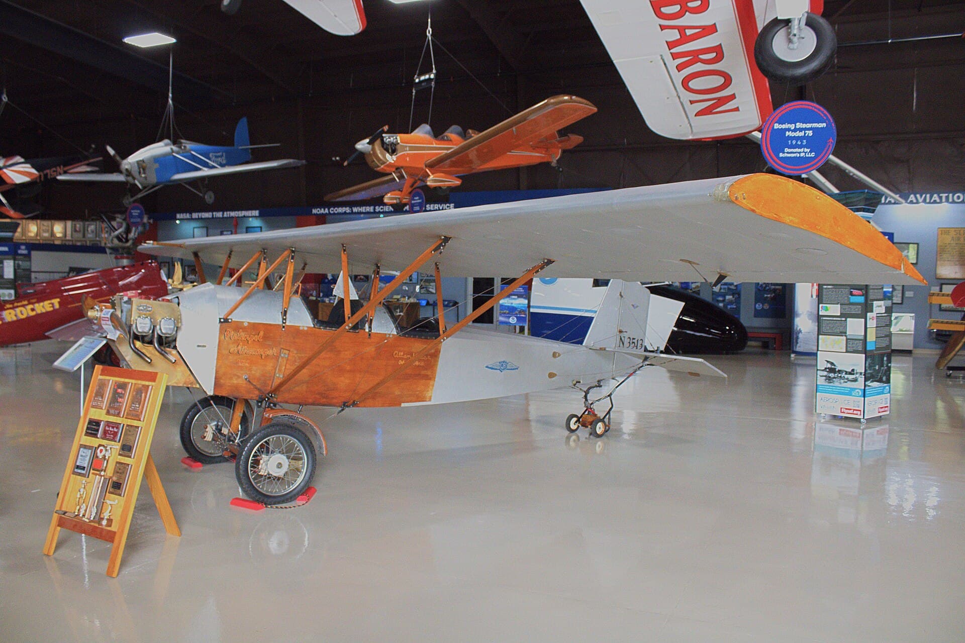 N3513 - Aircraft