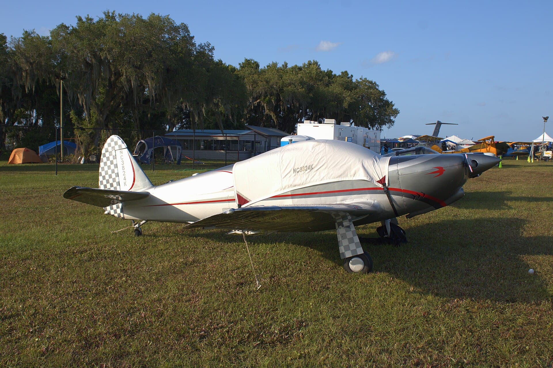 - Single-engine aircraft