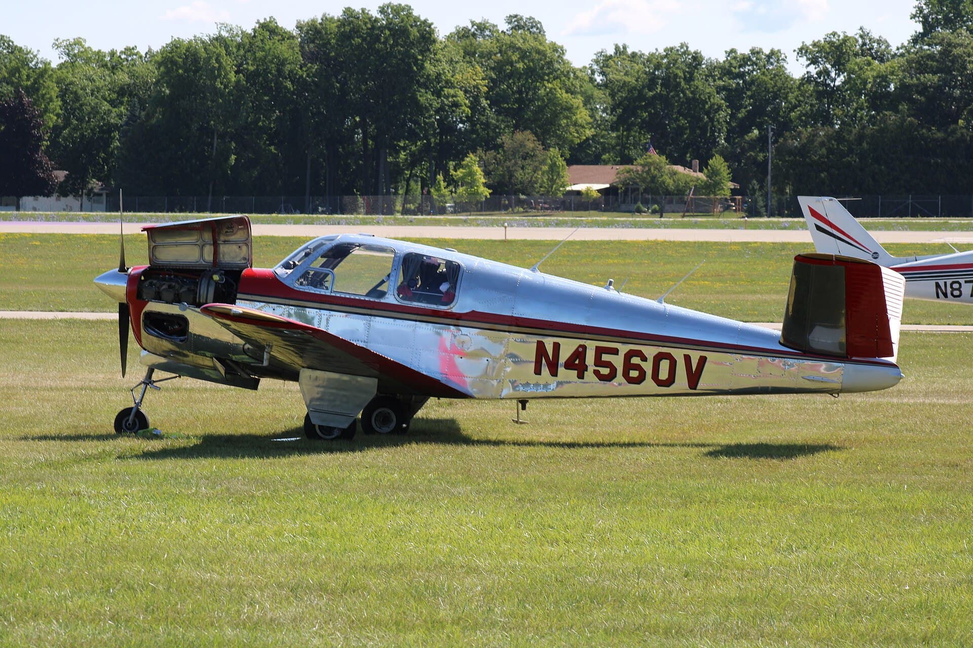 N4560V - Single-engine aircraft