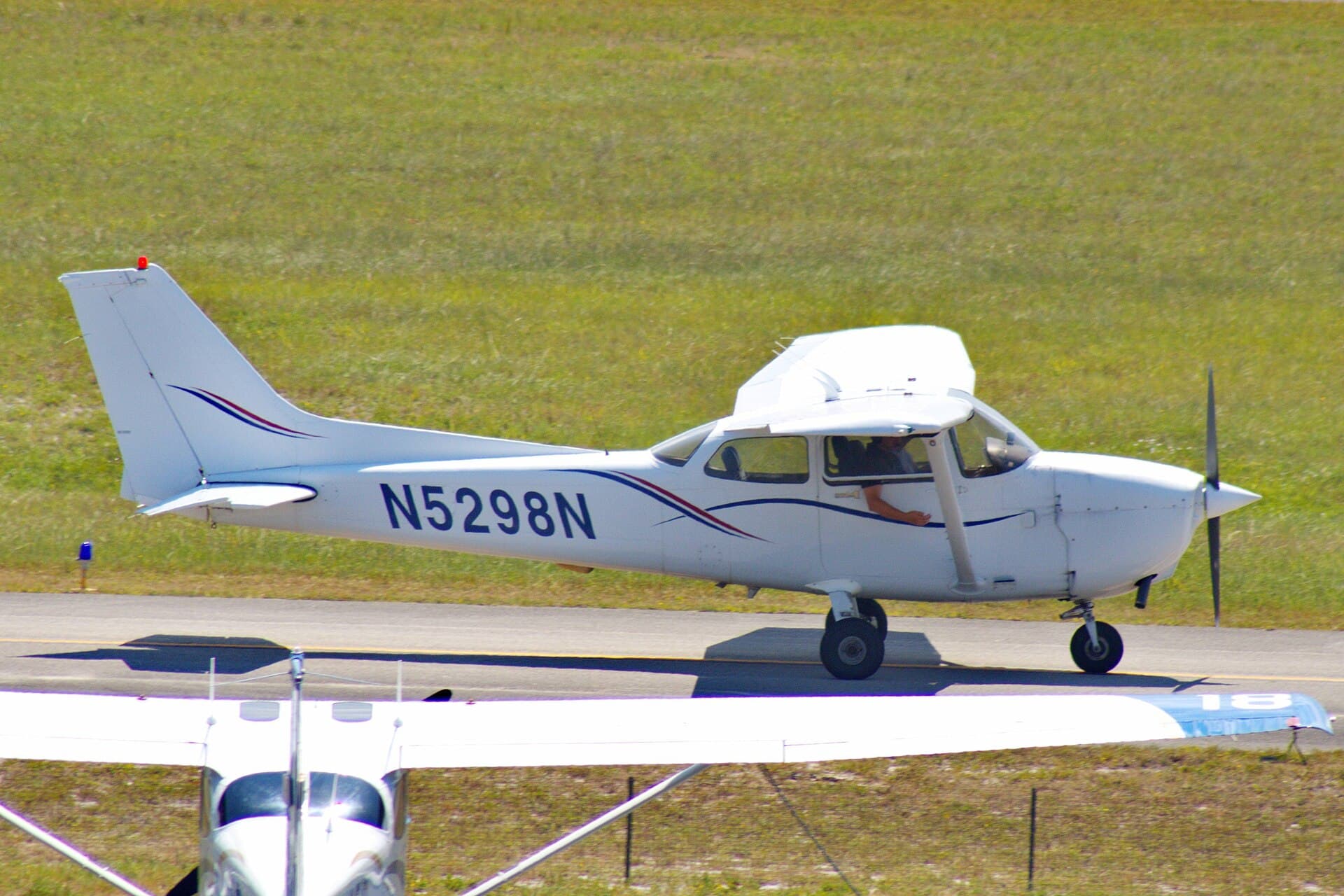 N5298N - Single-engine aircraft