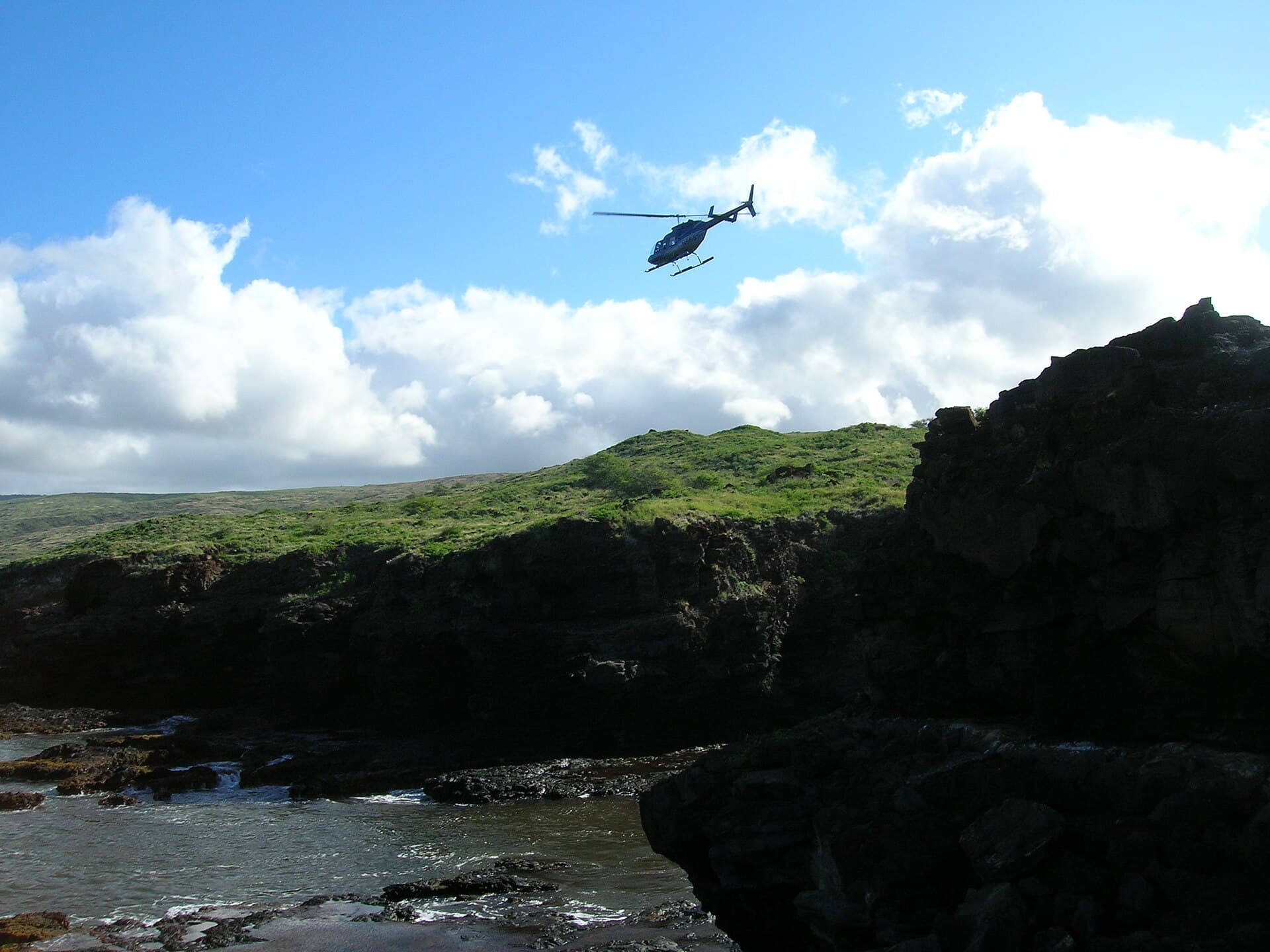 N6651H - Helicopter