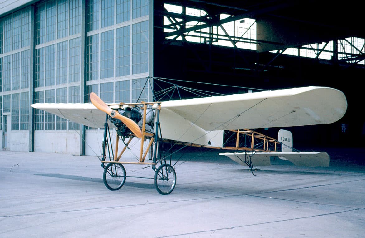 N6683C - Single-engine aircraft