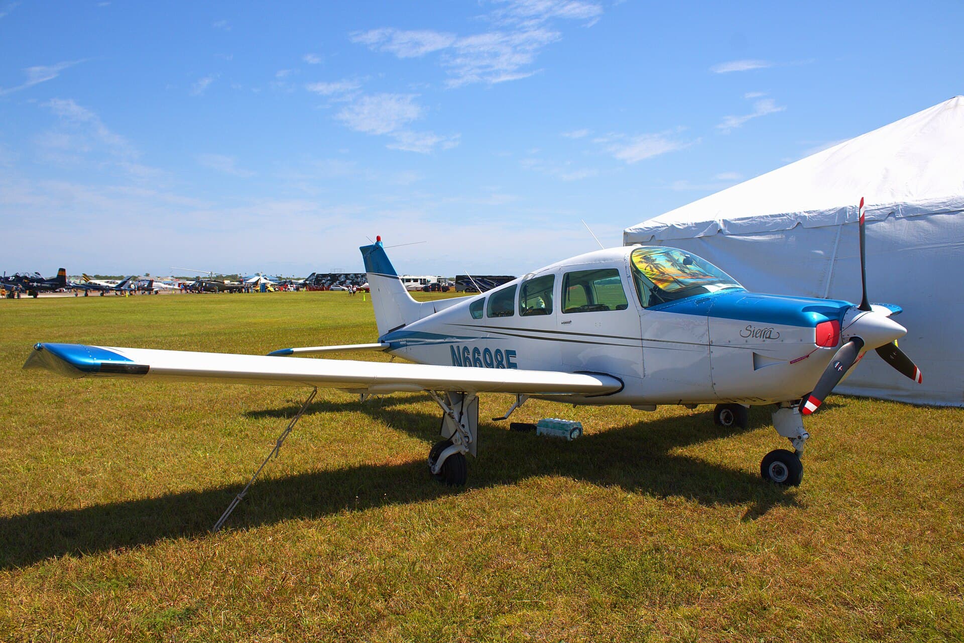 N6698E - Single-engine aircraft