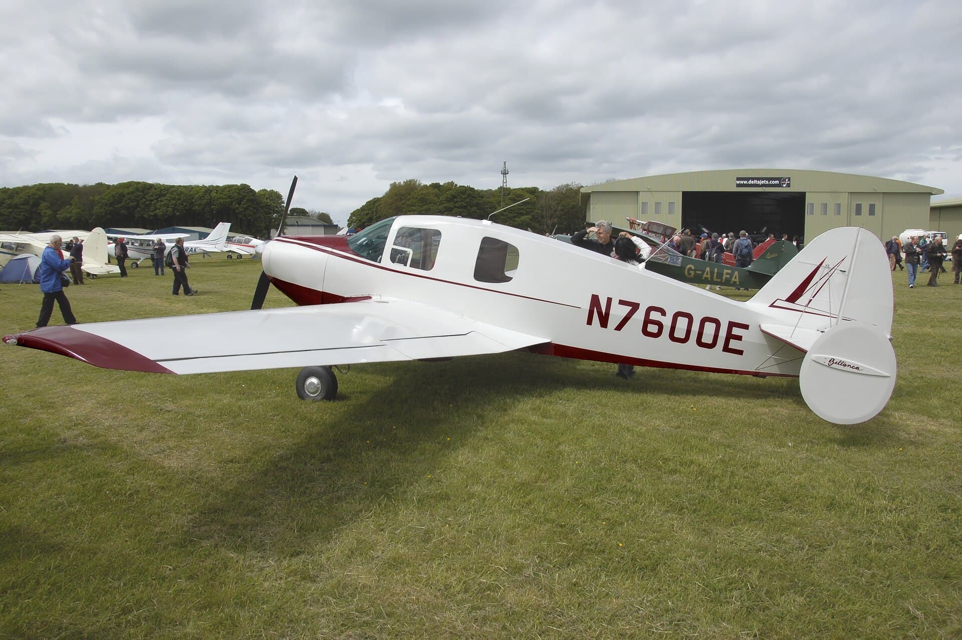N7600E - Single-engine aircraft