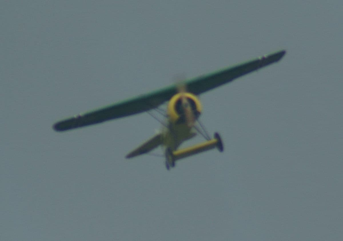 - Single-engine aircraft