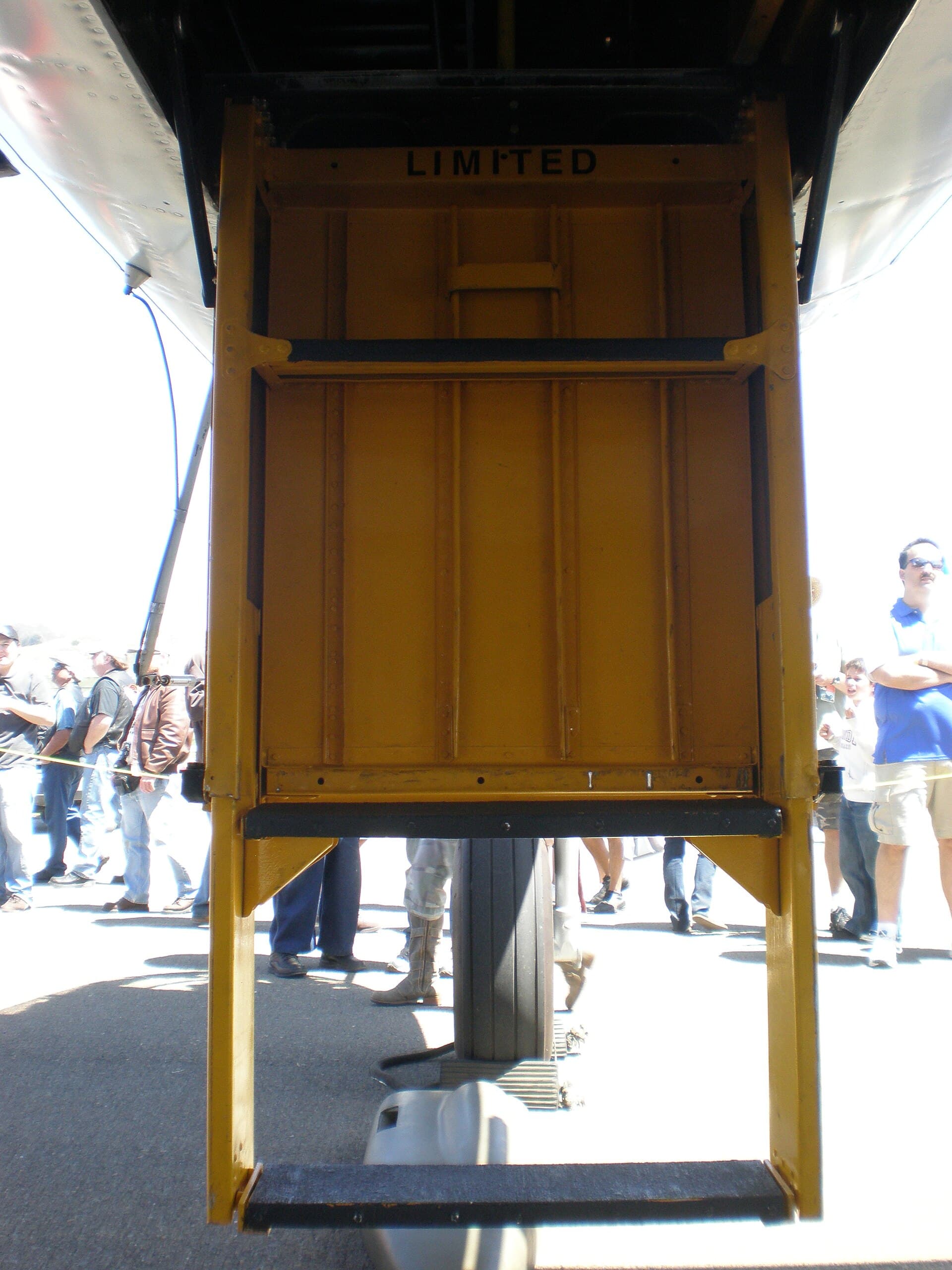 - Aircraft