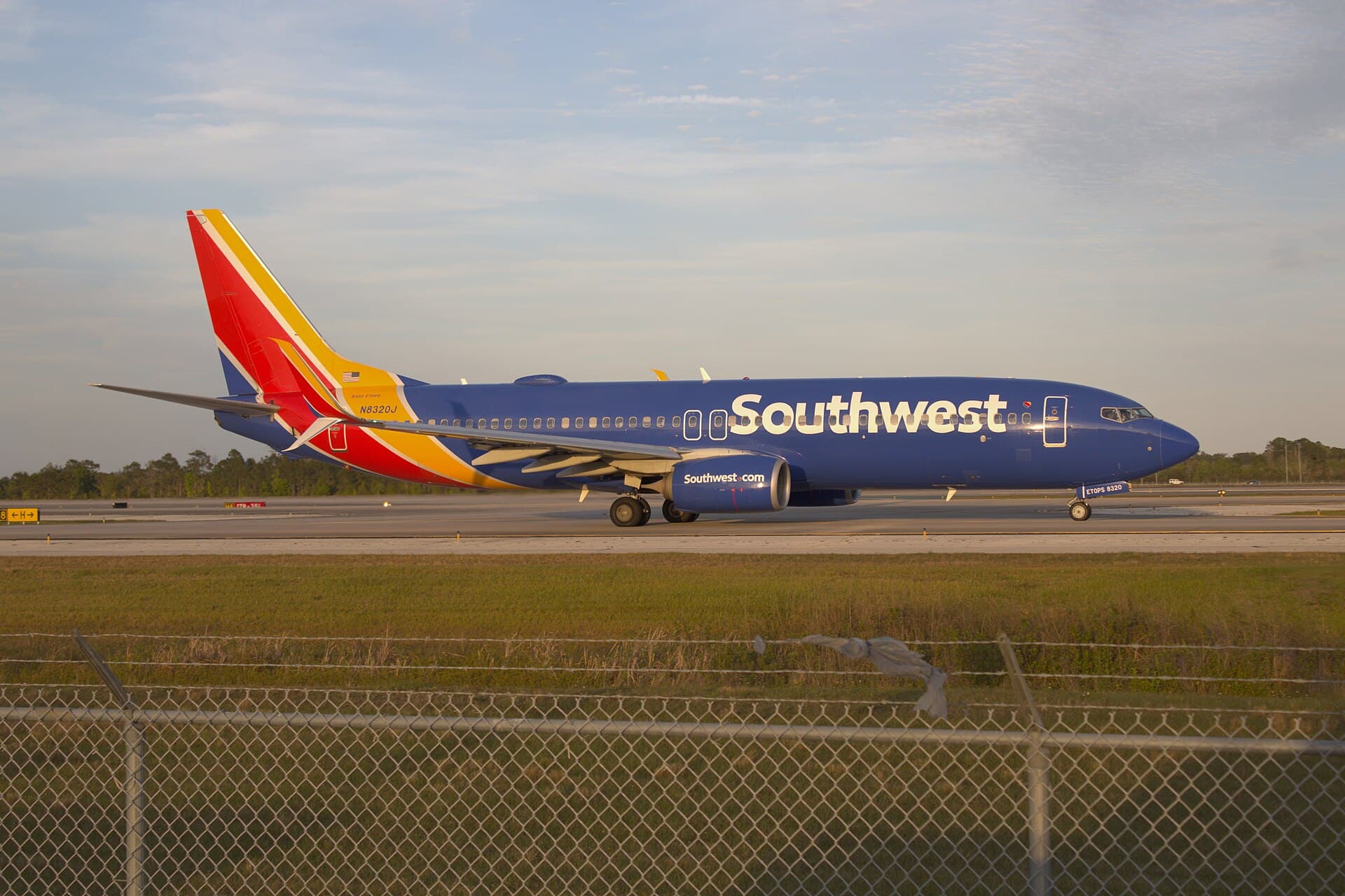 N8320J - Boeing