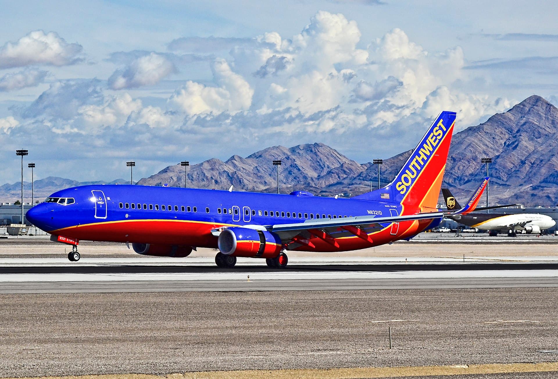 N8321D - Boeing