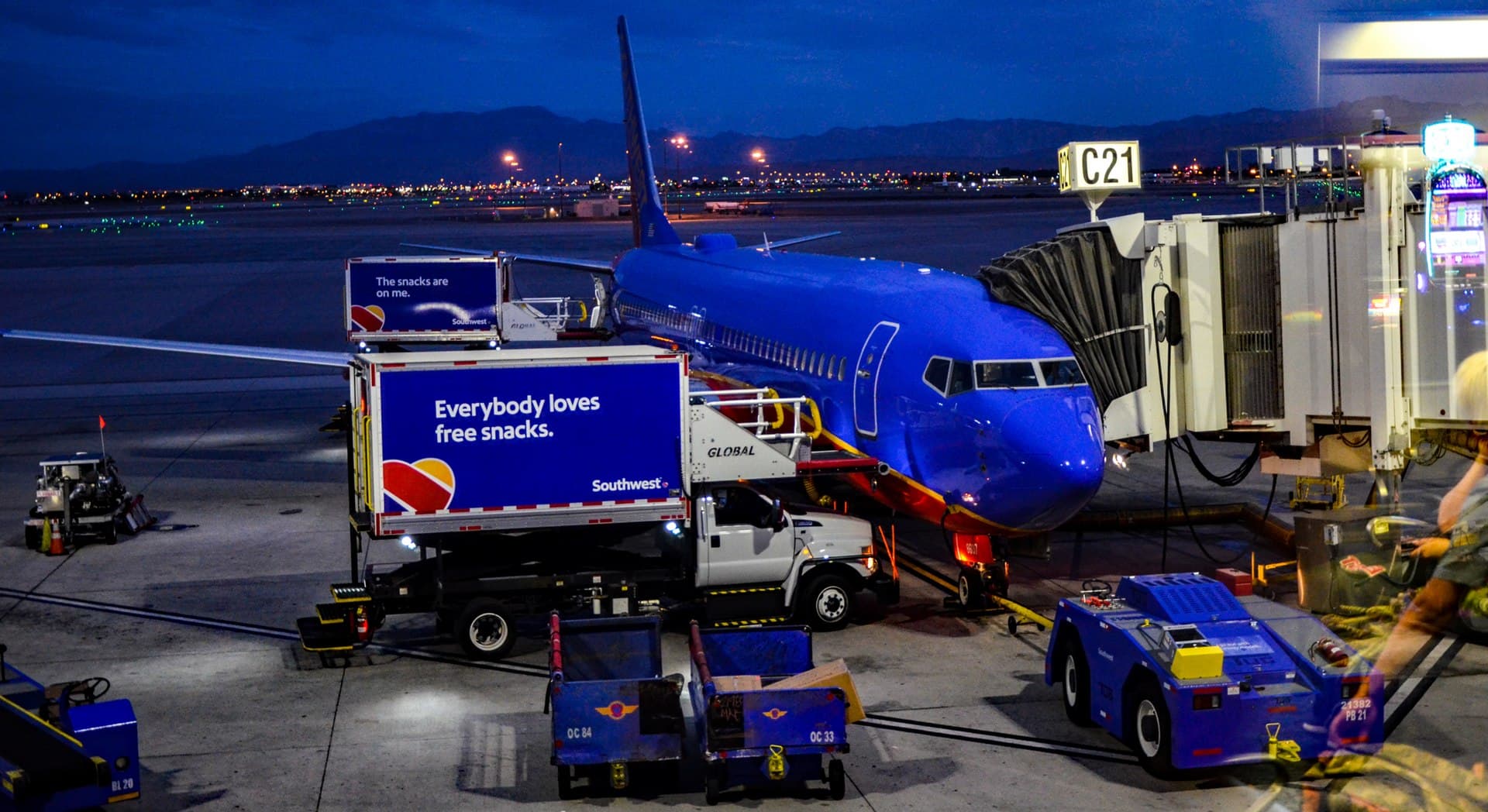 N8607M - Boeing