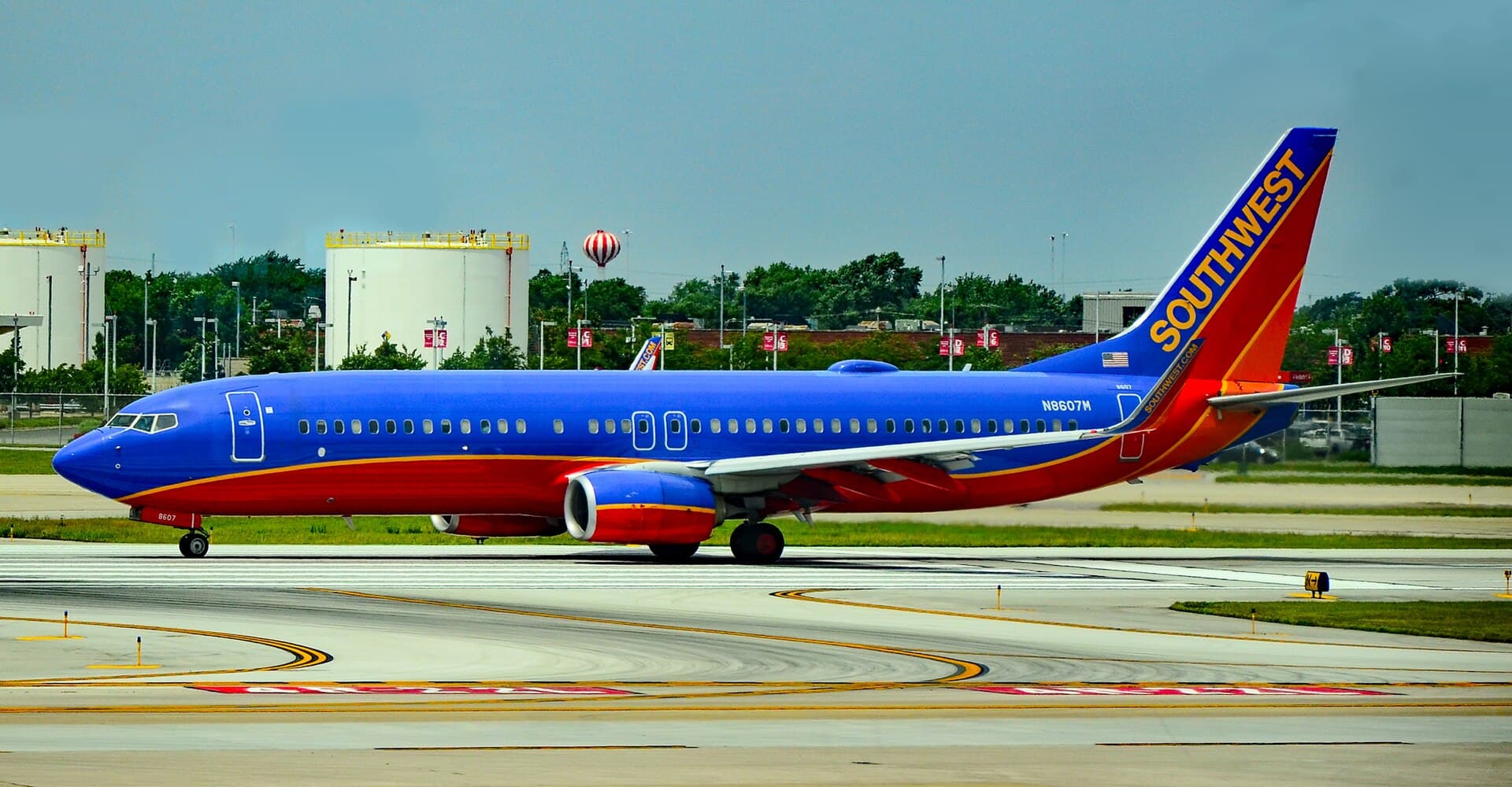N8607M - Boeing