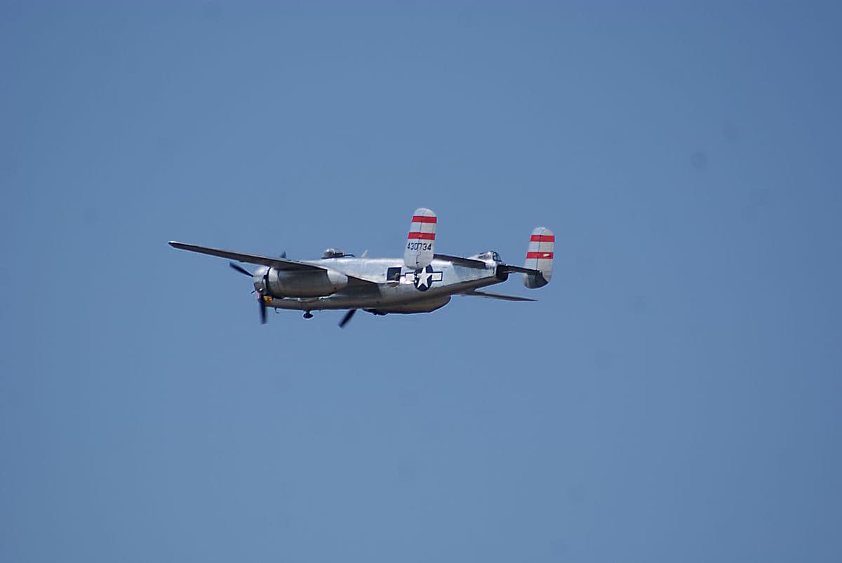 - Twin-engine aircraft