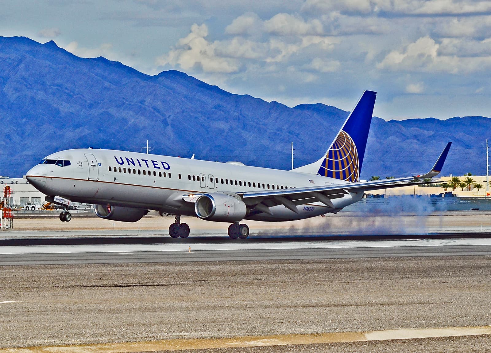 N16217 - Boeing