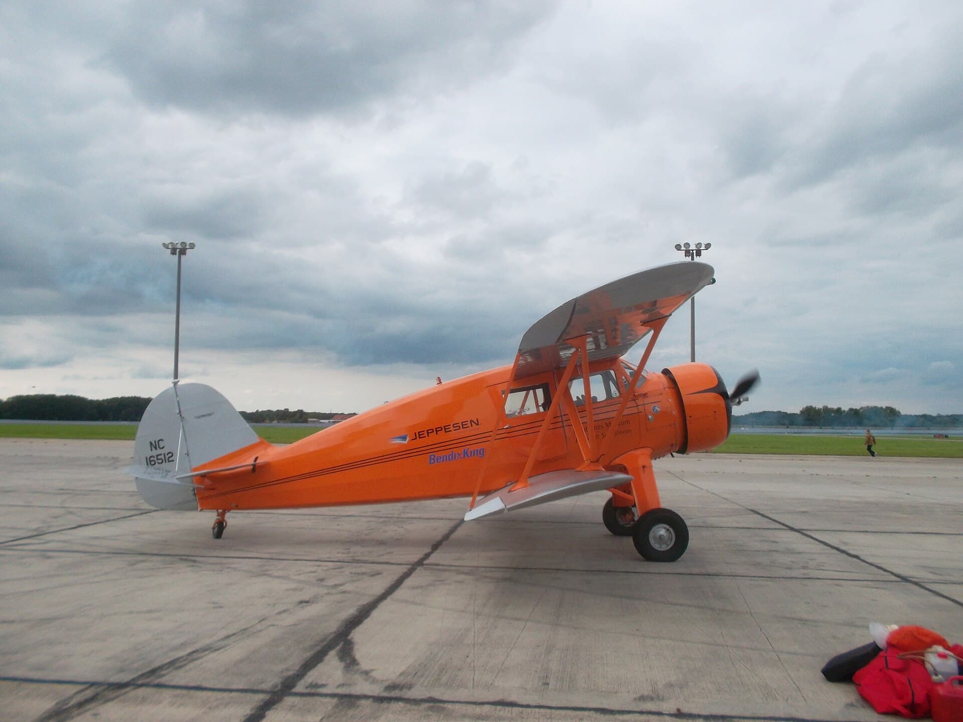 - Single-engine aircraft