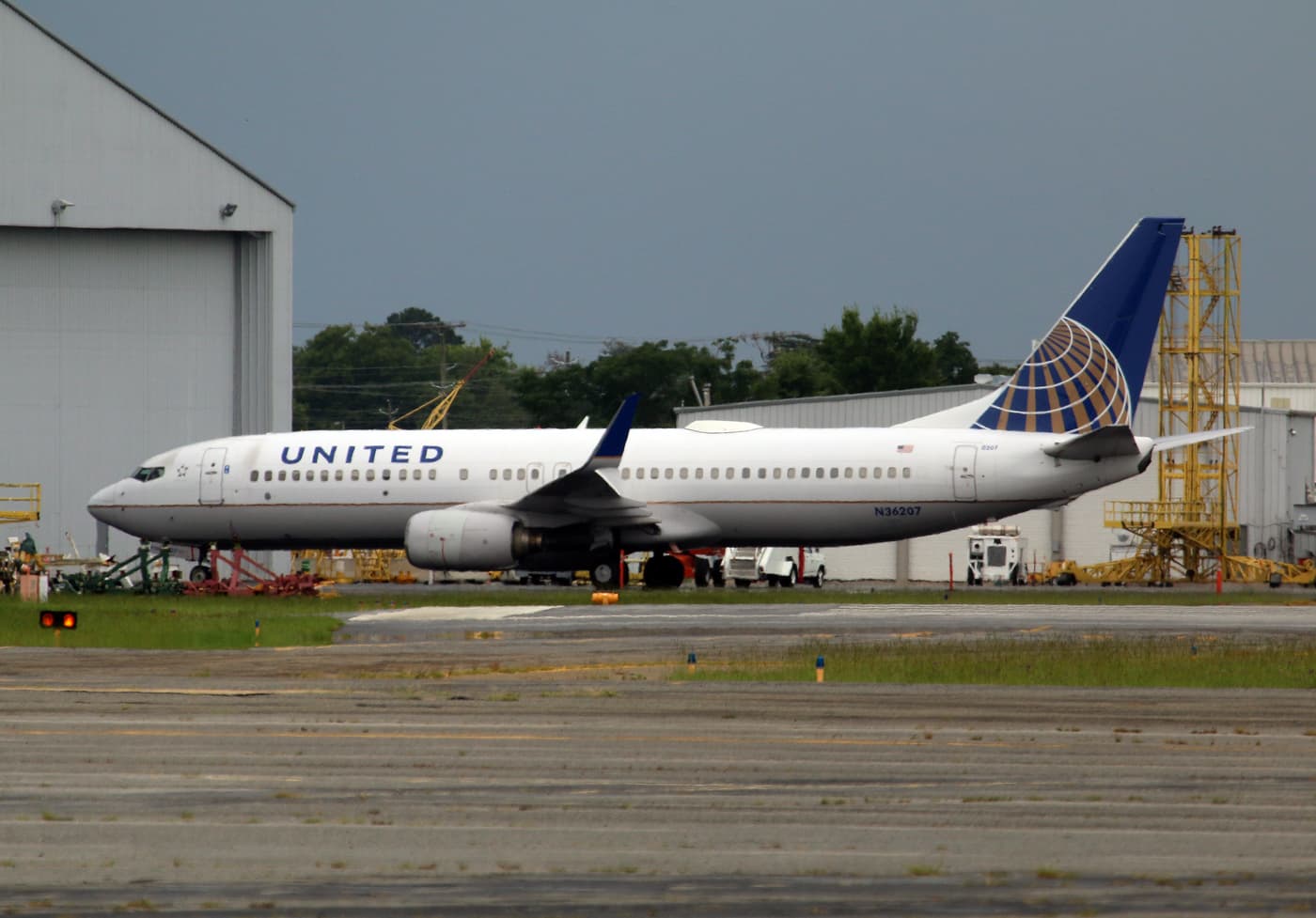 N36207 - Boeing