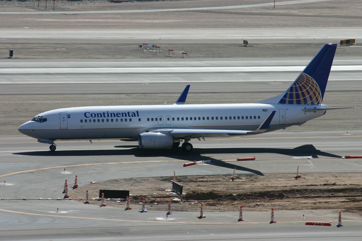 N37290 - Boeing