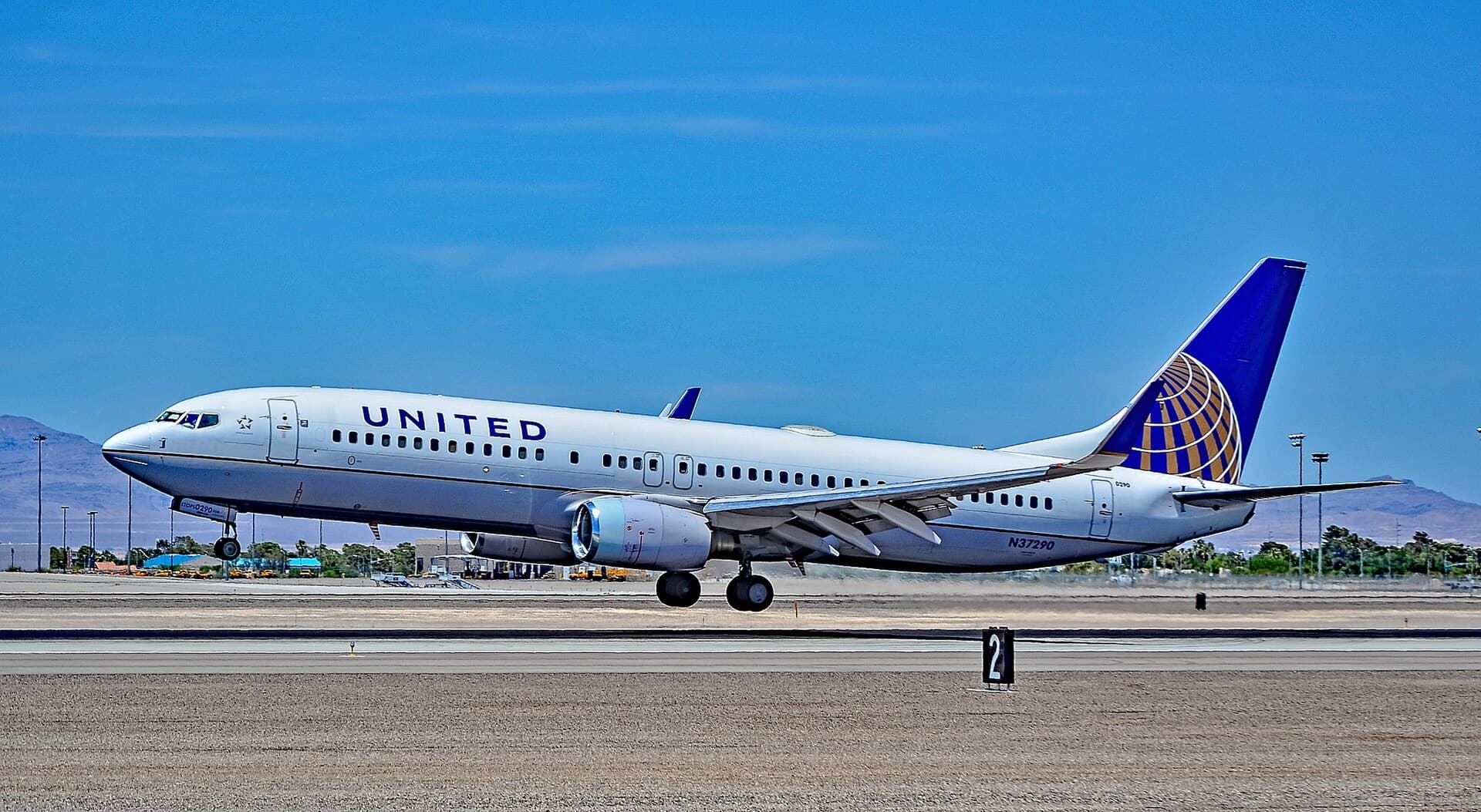 N37290 - Boeing