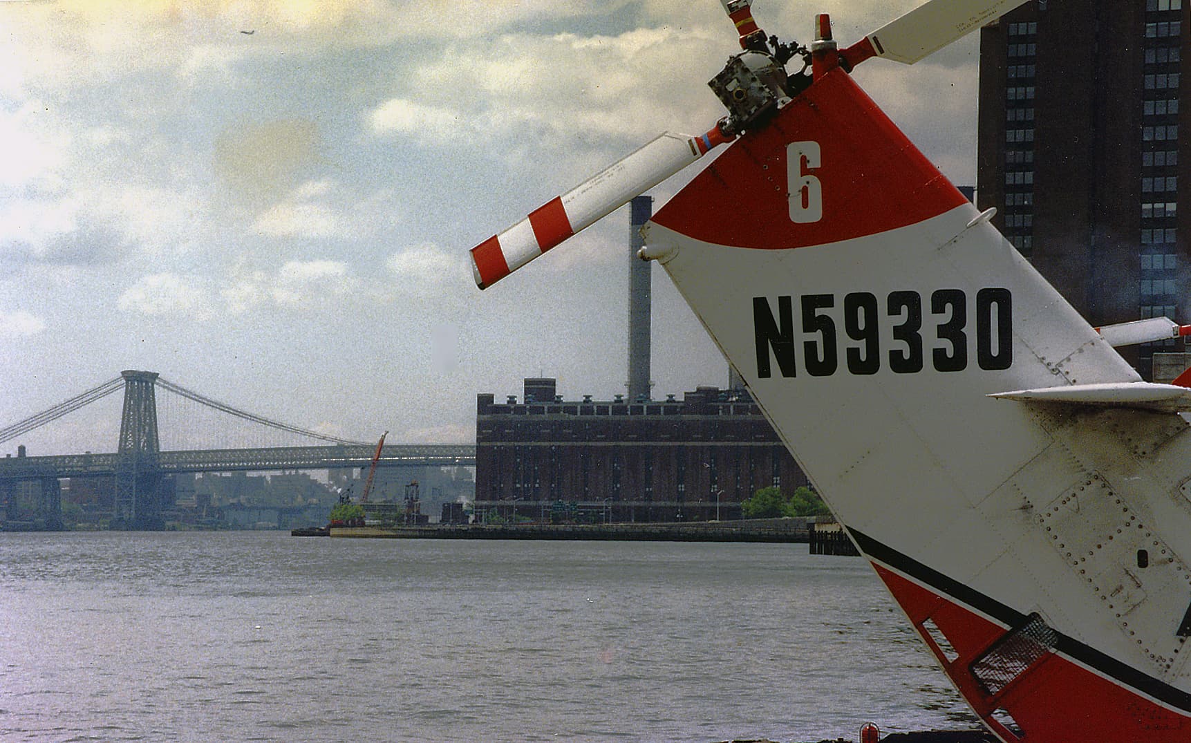 N59330 - Helicopter