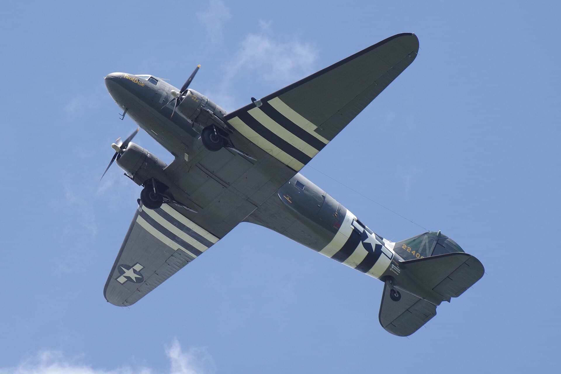N74589 - Warbird