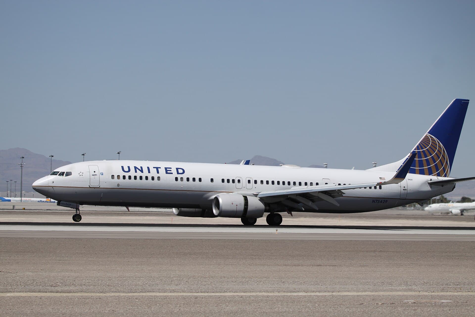N75429 - Boeing