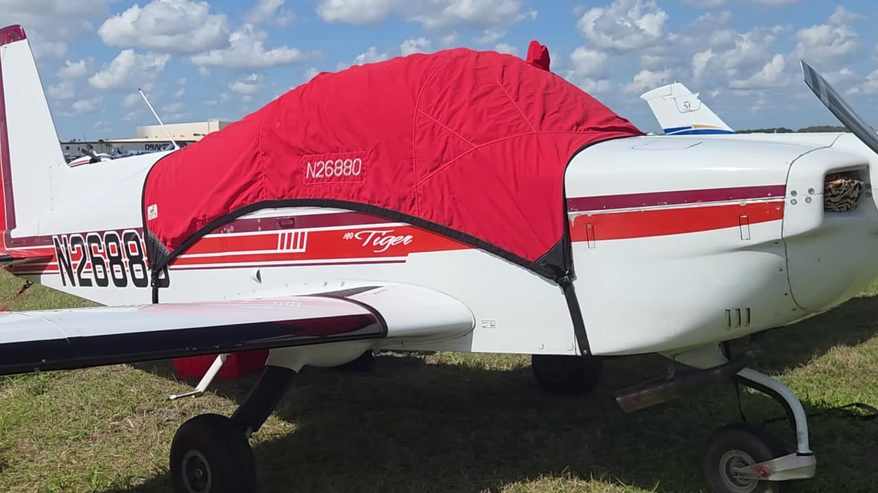 N26880 at KLAL