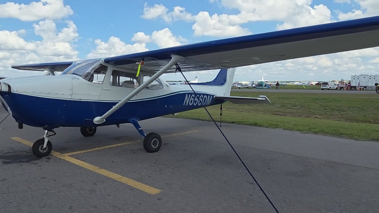 N656DM at KLAL