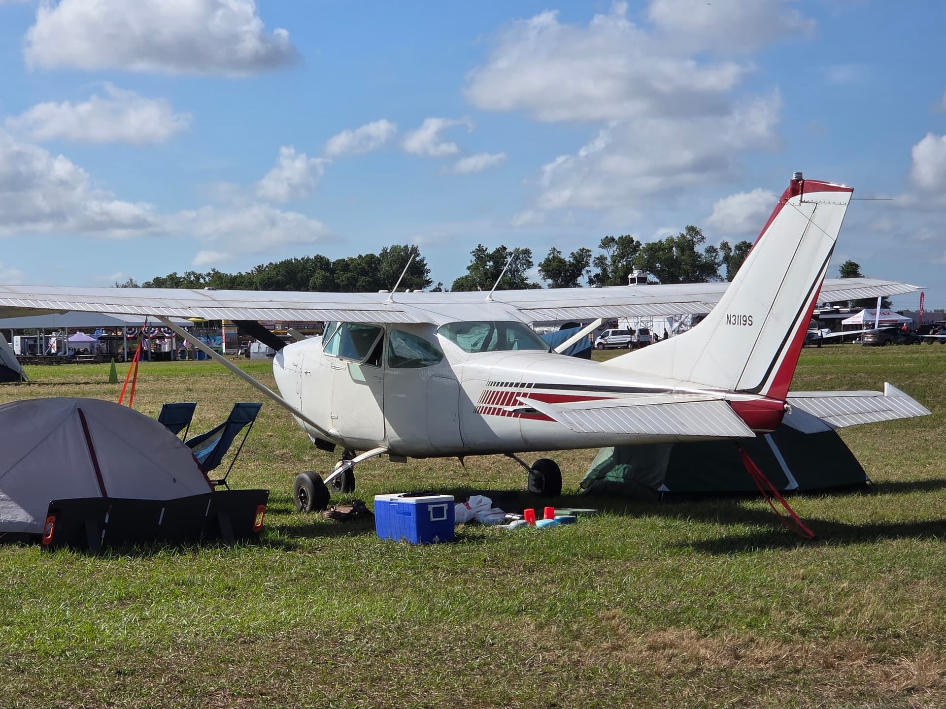 N3119S — Cessna 182G at Lakeland Linder Intl