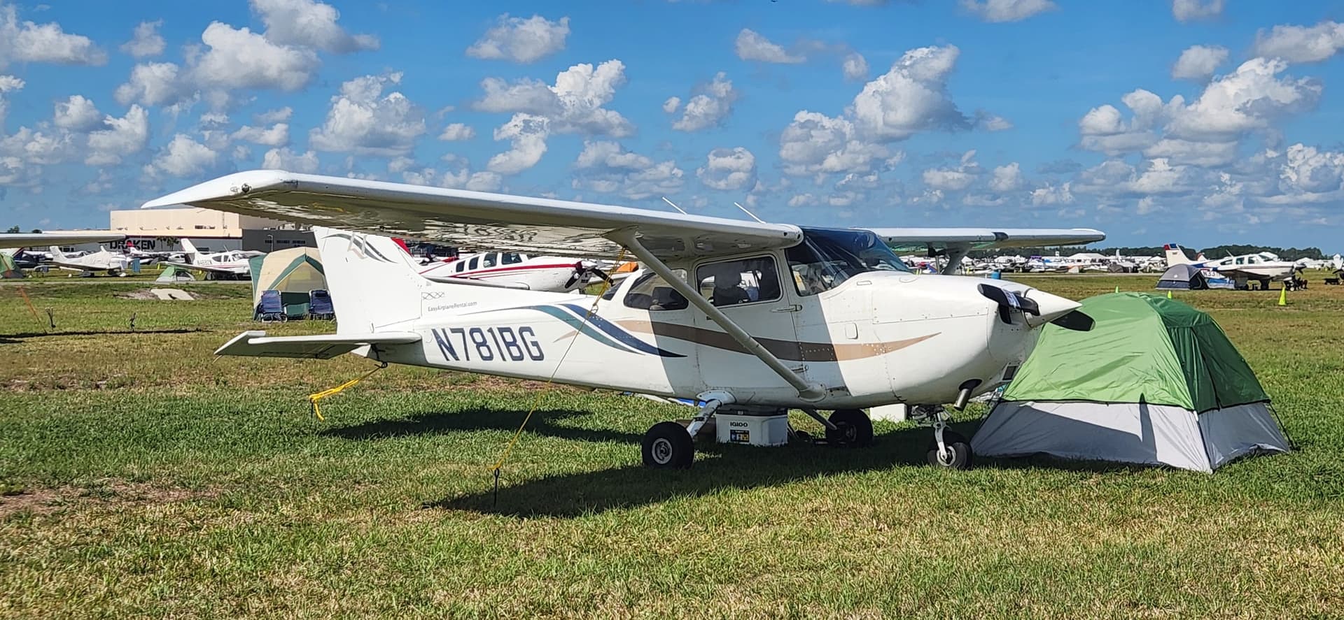 N781BG — Cessna 172R Skyhawk