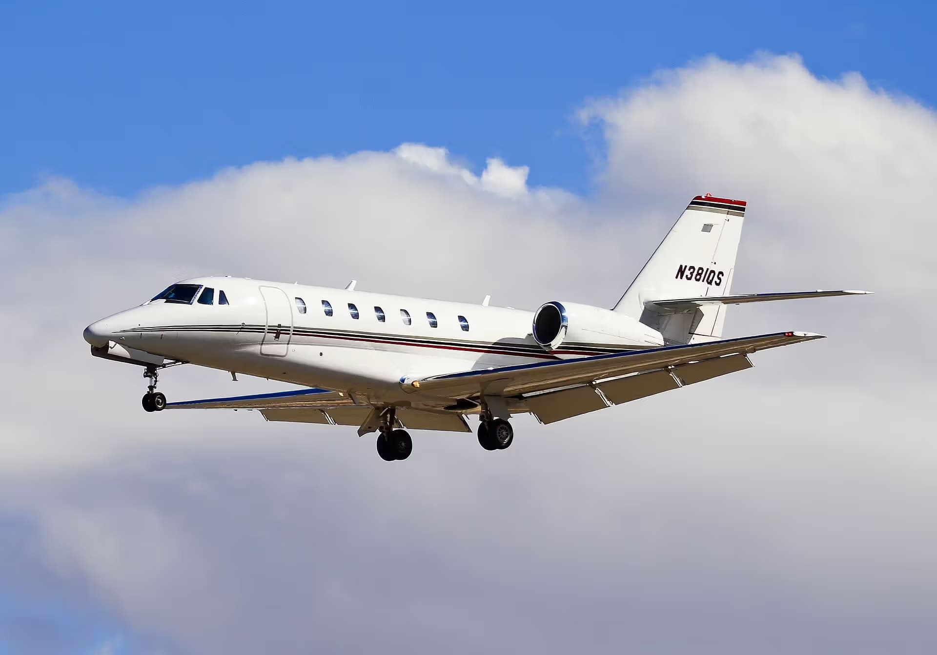 N381QS — Business jet