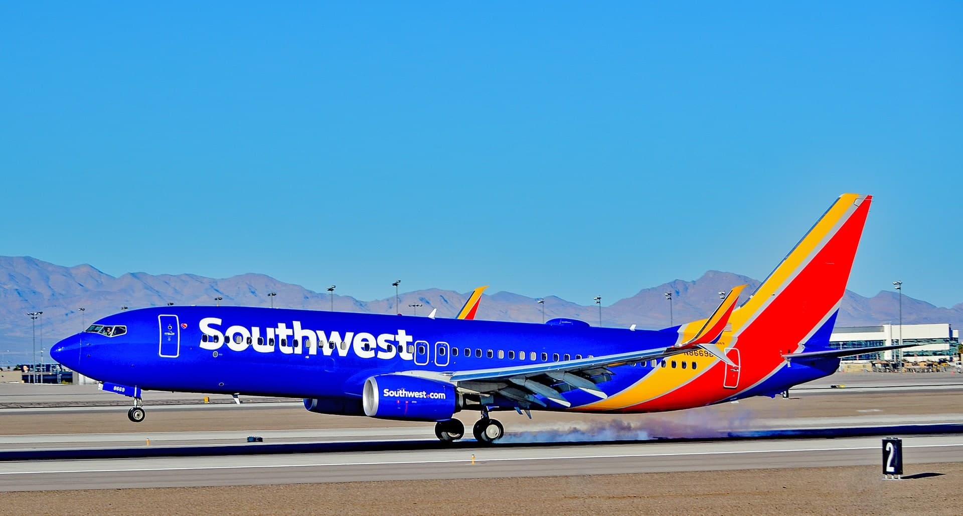 N8669B — Boeing