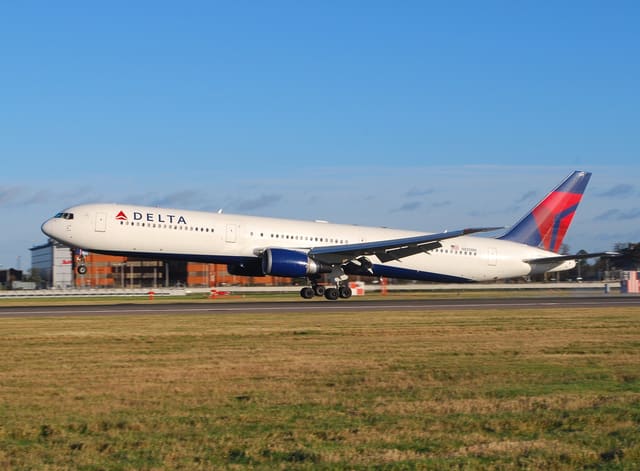 N825MH - Boeing
